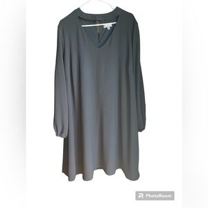 Signature by Robbie Bee size 3X black dress. Cut out sleeve and neck. Plus size.